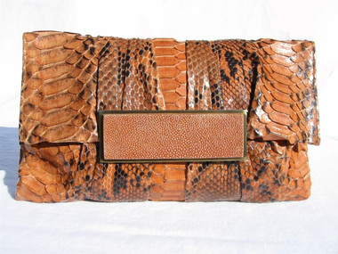 Stunning 1990's R & Y AUGOUSTI PEACH PYTHON Skin CLUTCH Bag