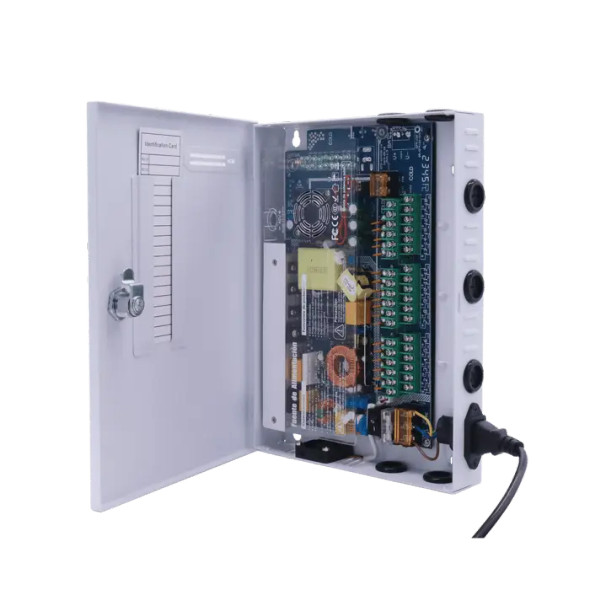 Fuente PREMIUM / 11-15 V / 18 canales / 20 A / Alta tecnología en seguridad / Doble ventilador / Hasta 1.8 Amperes por Salida / Filtro de ruido por canal / Diseño de alta gama.