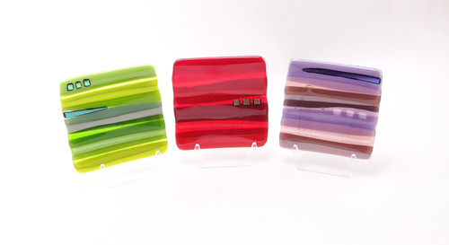 Small Sushi Dish in Red Fused Glass by Harmonies in Wood