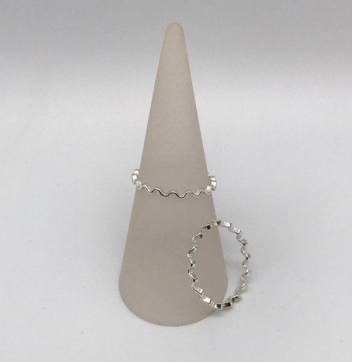 Ripple Ring in Silver, Size O by Iona Hall