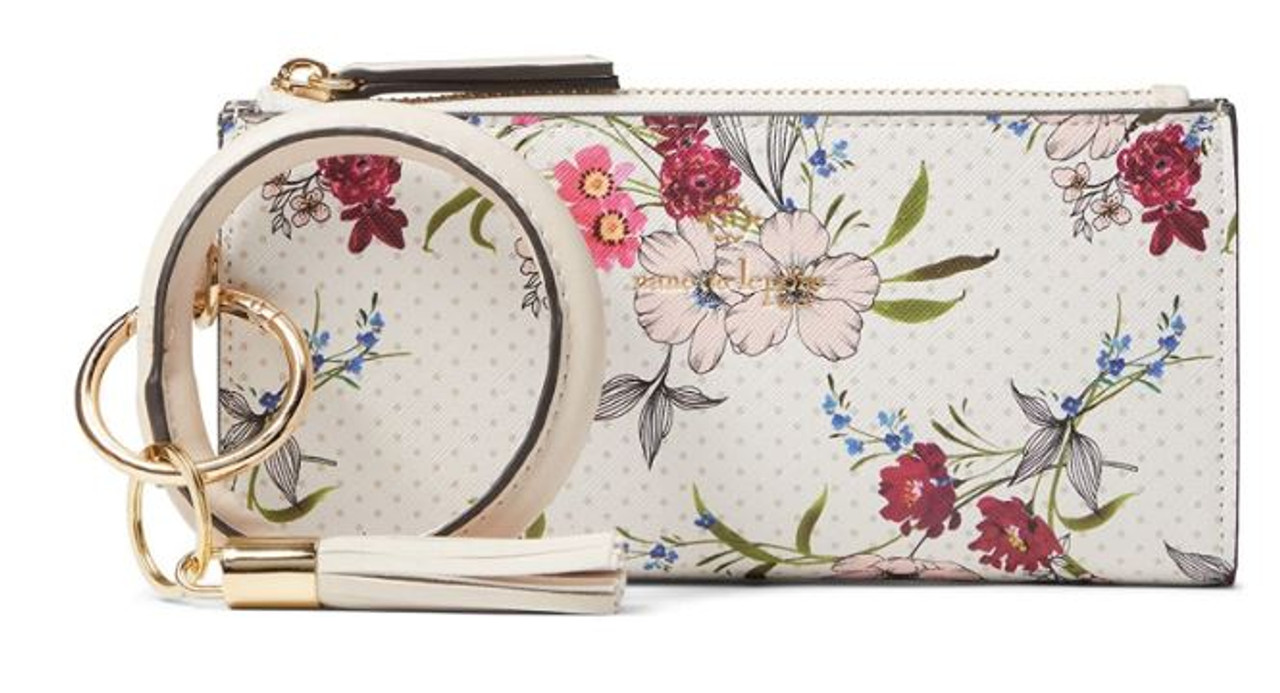 COACH PENNIE CARD CASE In Signature Canvas vs NANETTE LAPORE: Which is  Better for You? 