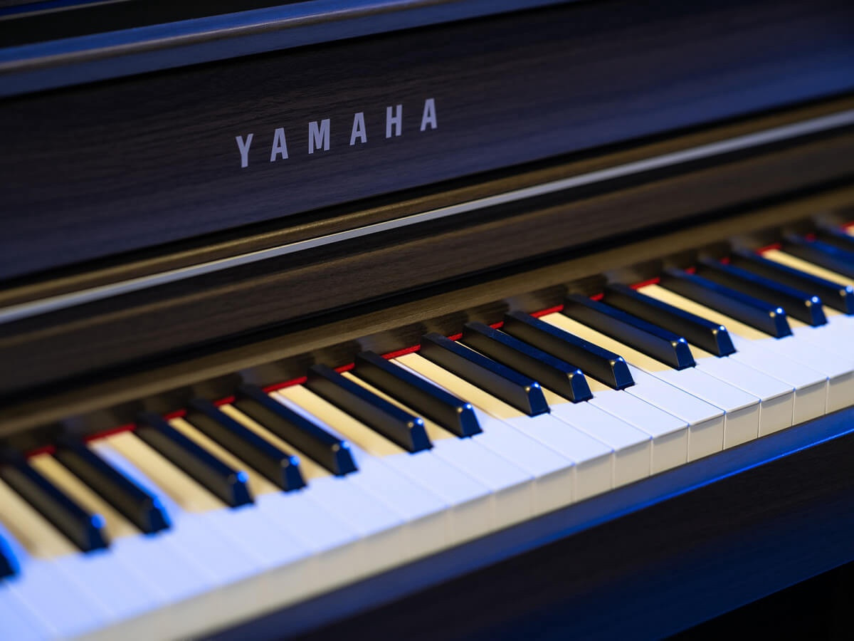 KEY BOARD YAMAHA CLP-735B CLAVINOVA 88KEYS PIANO - A. Ally & Sons