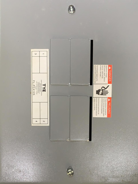 BREAKER PANEL 4 X 8 TYE 125AMPS SURFACE TYPE