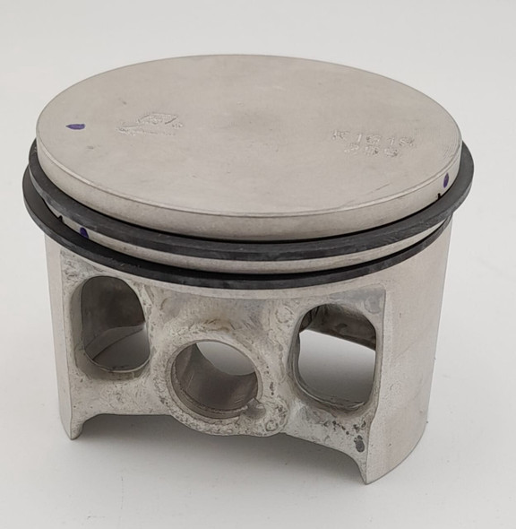 STIHL PISTON W/RING MS651/661 1144 030 2001