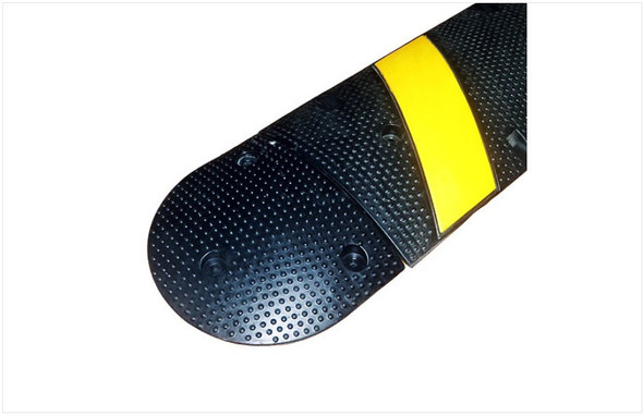 SPEED BUMP END CAP 1PC RUBBER BLACK 10" X 12" X 1 3/4" HSJ-SBR2530-EC SOLD EACH