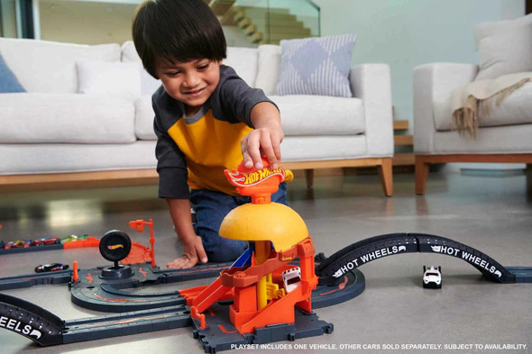 Toy Hot Wheels City Burger Drive-Thru Playset