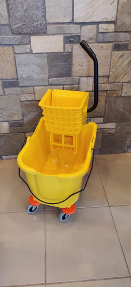 MOP BUCKET KODIAK MMBW 33L WITH WRINGER INDUSTRIAL