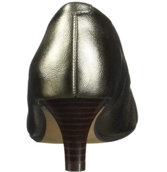 Footwear Clarks Women's Linvale Crown Pump metallic