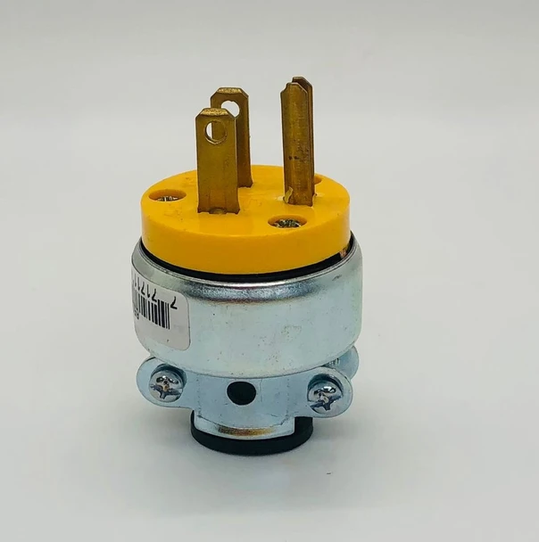 PLUG 3 PIN VISTA VE 125V 15A ARMOURED CHROME & YELLOW 6509 45412