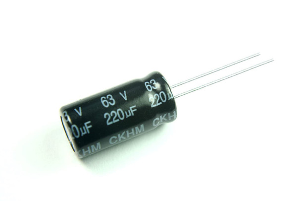 CAPACITOR 63V 220UF D#267