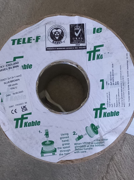 CABLE 1.5MM 2CORE FLAT WITH EARTH TFK UK 100YDS ROLL