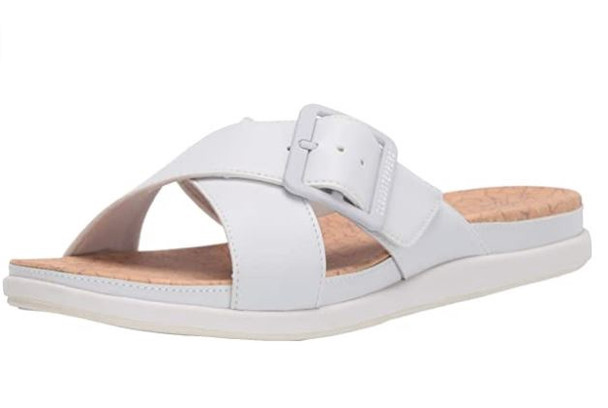 Footwear Clarks Women's Step June Shell Sandal White Synthetic