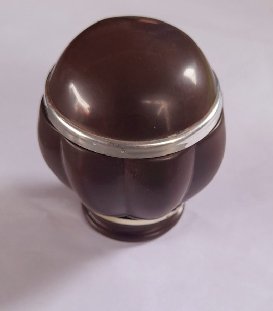 CURTAIN ROD ENDS PLASTIC BROWN & SILVER .