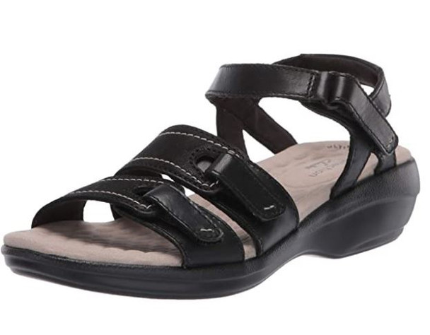 Footwear Clarks Women's Alexis Shine Sandal Black Leather/Nubuck Combi