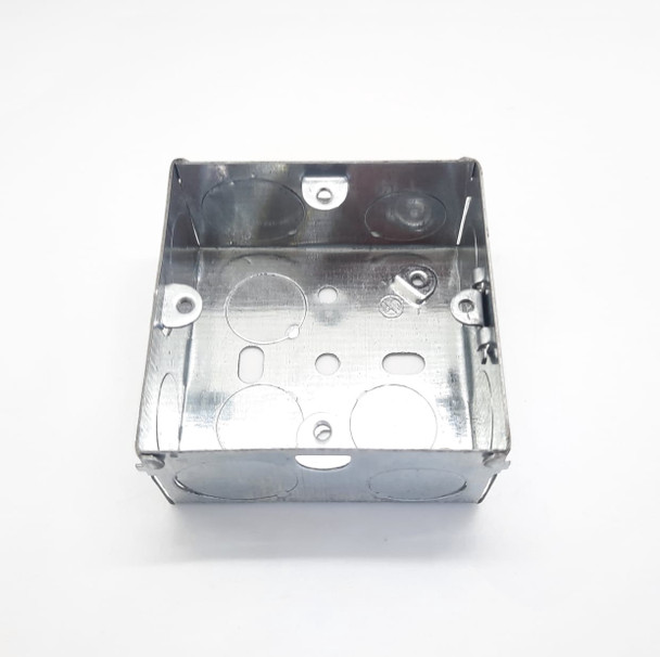 BASE METAL 3" X 3" WITH 20/25 KNOCKOUT