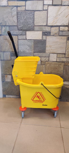 MOP BUCKET KODIAK MMBW 33L WITH WRINGER INDUSTRIAL
