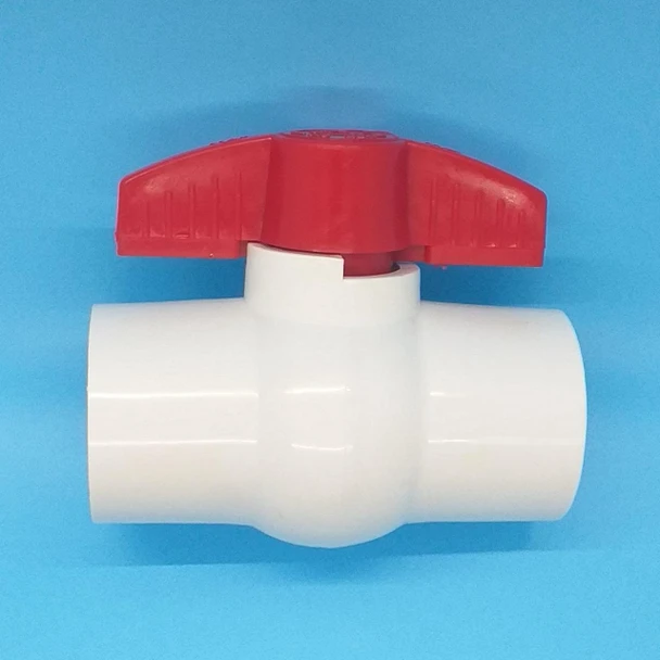 BALL VALVE 1 1/4" PVC WHITE
