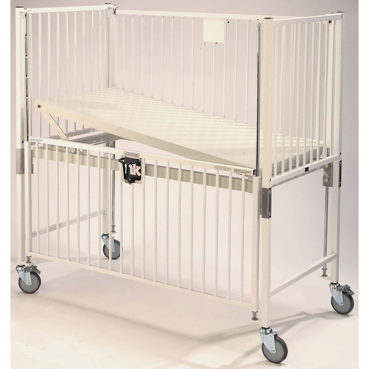 Novum Standard Child Crib