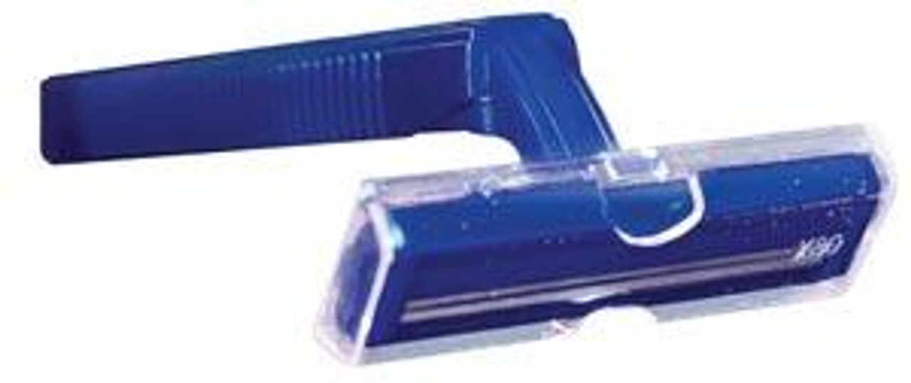 New World Imports Razors