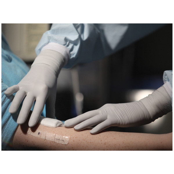 Halyard Sterling Nitrileö Exam Glove (10111_50705)