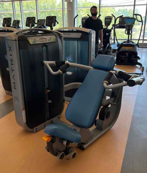 Matrix Ultra Converging Shoulder Press