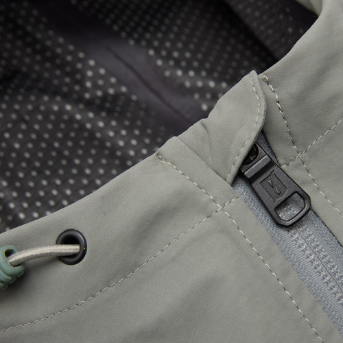 Range Trainer Waterproof Shell Detail4