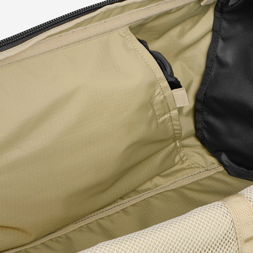 Counteract Duffel detail 3