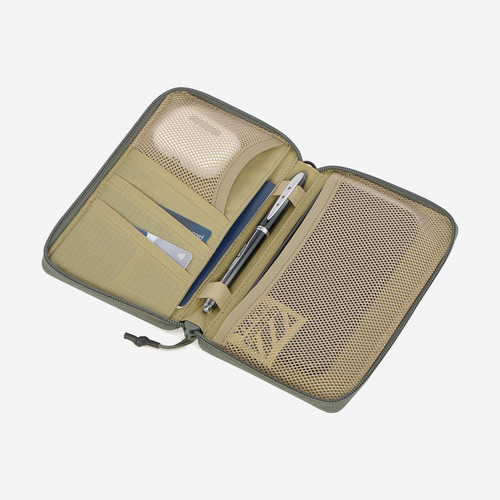 Upscale Travel Wallet Detail 1