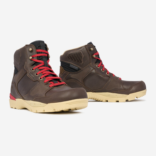 Johnny Combat S2 Leather Brown 2up