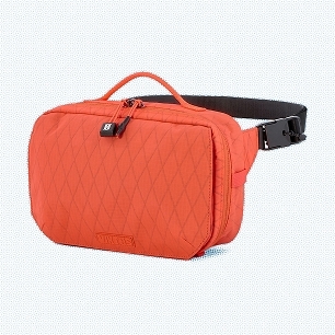 Upscale Hip Pack