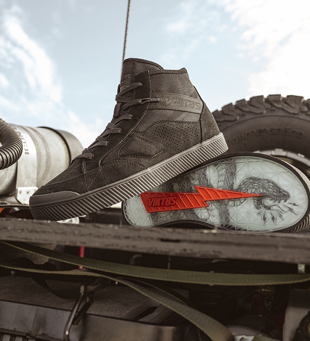 Operatus Shoe