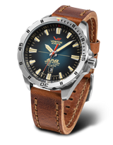 Vostok-Europe Almaz Automatikuhr mit Lederarmband NH35A/320A678