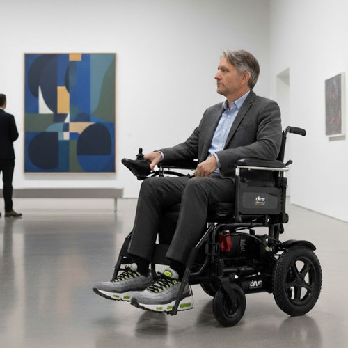 Easy-Fold Electric Wheelchair Image 2