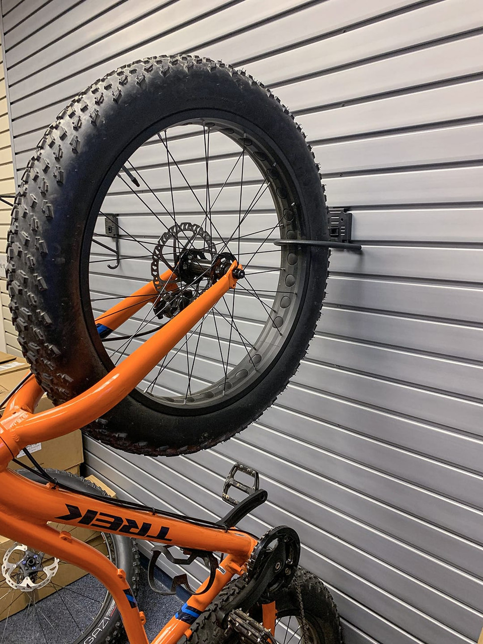 bike tire hook