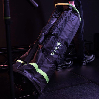 GRAVITY GTBGMS6B TOURING TRANSPORT BAG FOR 6 MIC STANDS W/ WHEELS GRAVITY GTBGMS6B TOURING TRANSPORT BAG FOR 6 MIC STANDS W/ WHEELS