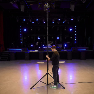 GRAVITY GTLS551B TOURING SERIES STEEL LIGHT STAND W/ DOUBLE EXTENSION UP TO 3.36M HIGH