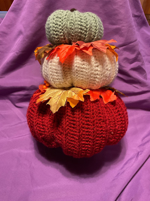Crochet: Pumpkins Centerpiece