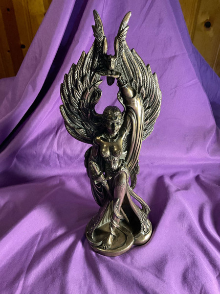Bronze: Morrigan War Goddess