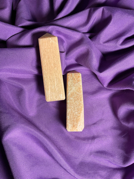 Moonstone Peach Pnts