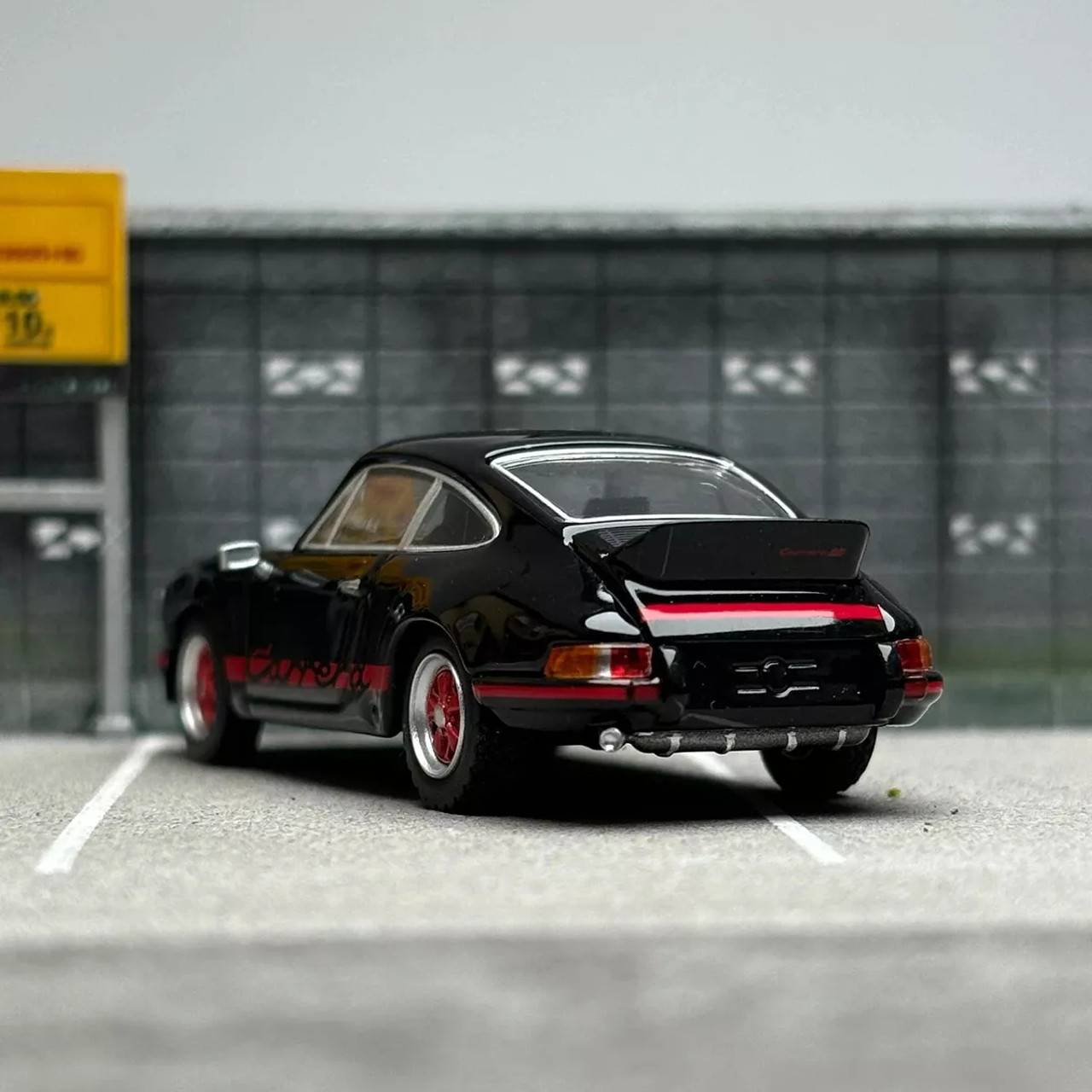 【MINIGT】Porsche 911 Carrera RS 2.7 2台セット MINIGT】Porsche 911 Carrera RS 2.7 2台セット - メルカリ