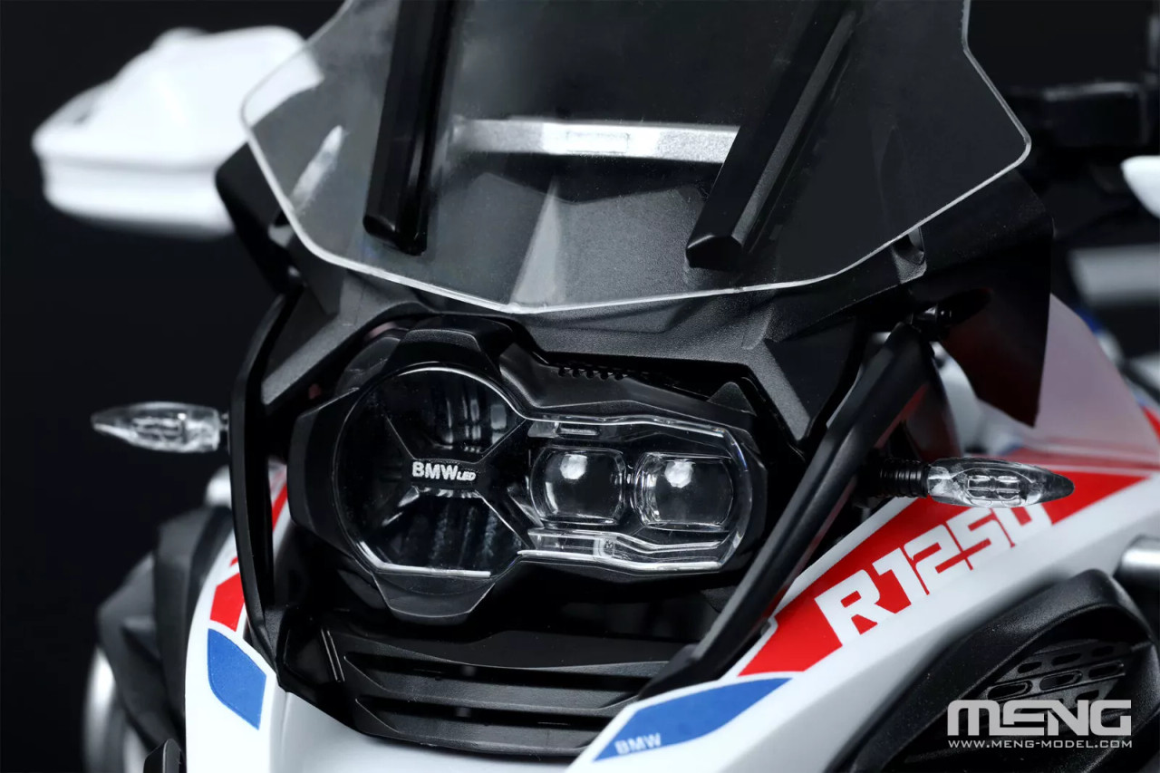 Meng 1/9 BMW R 1250 GS ADV Motorcycle BIKE W/ LUGGAGE (PRE-COLORED