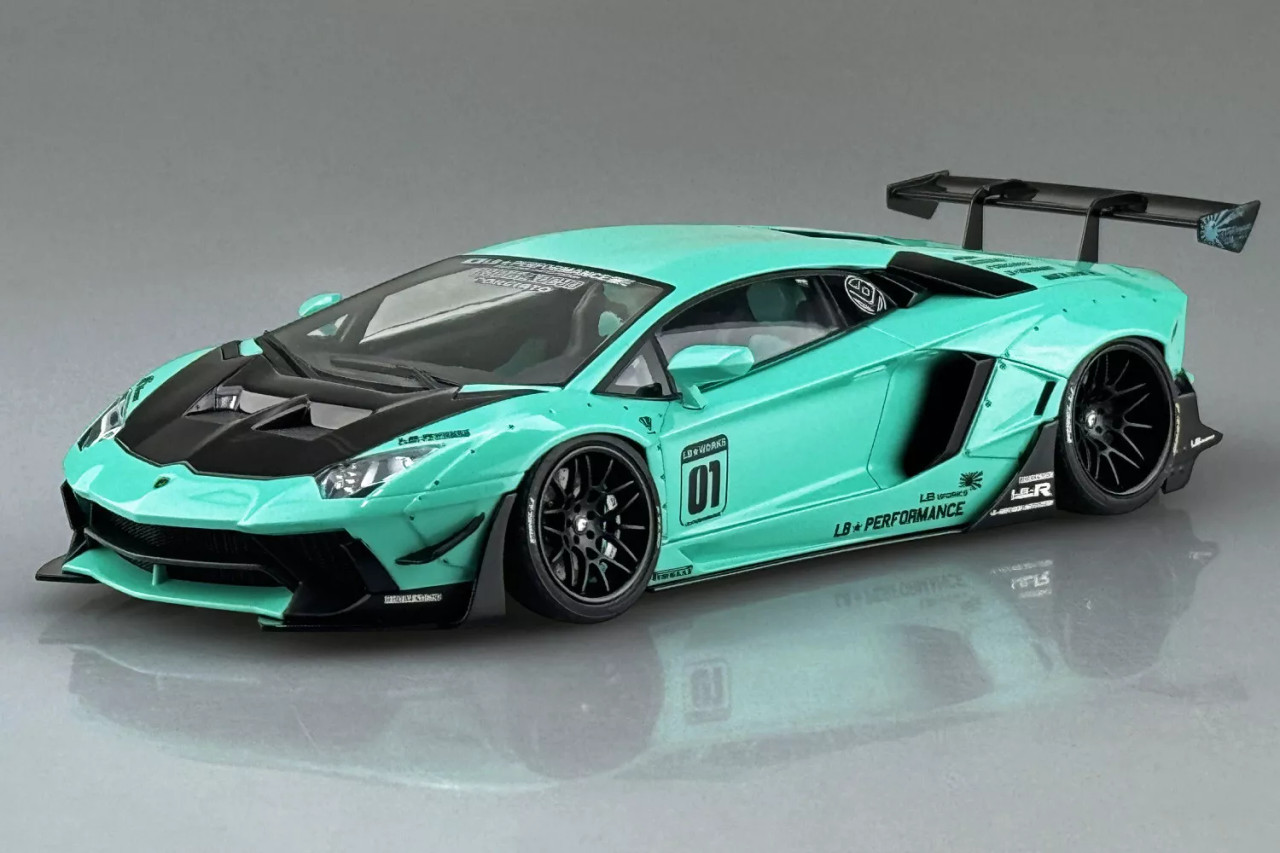 自動車 Lamborghini Aventador Limited Edition Aoshima 1/24 LB-Works Lamborghini Aventador V2 Limited Edition