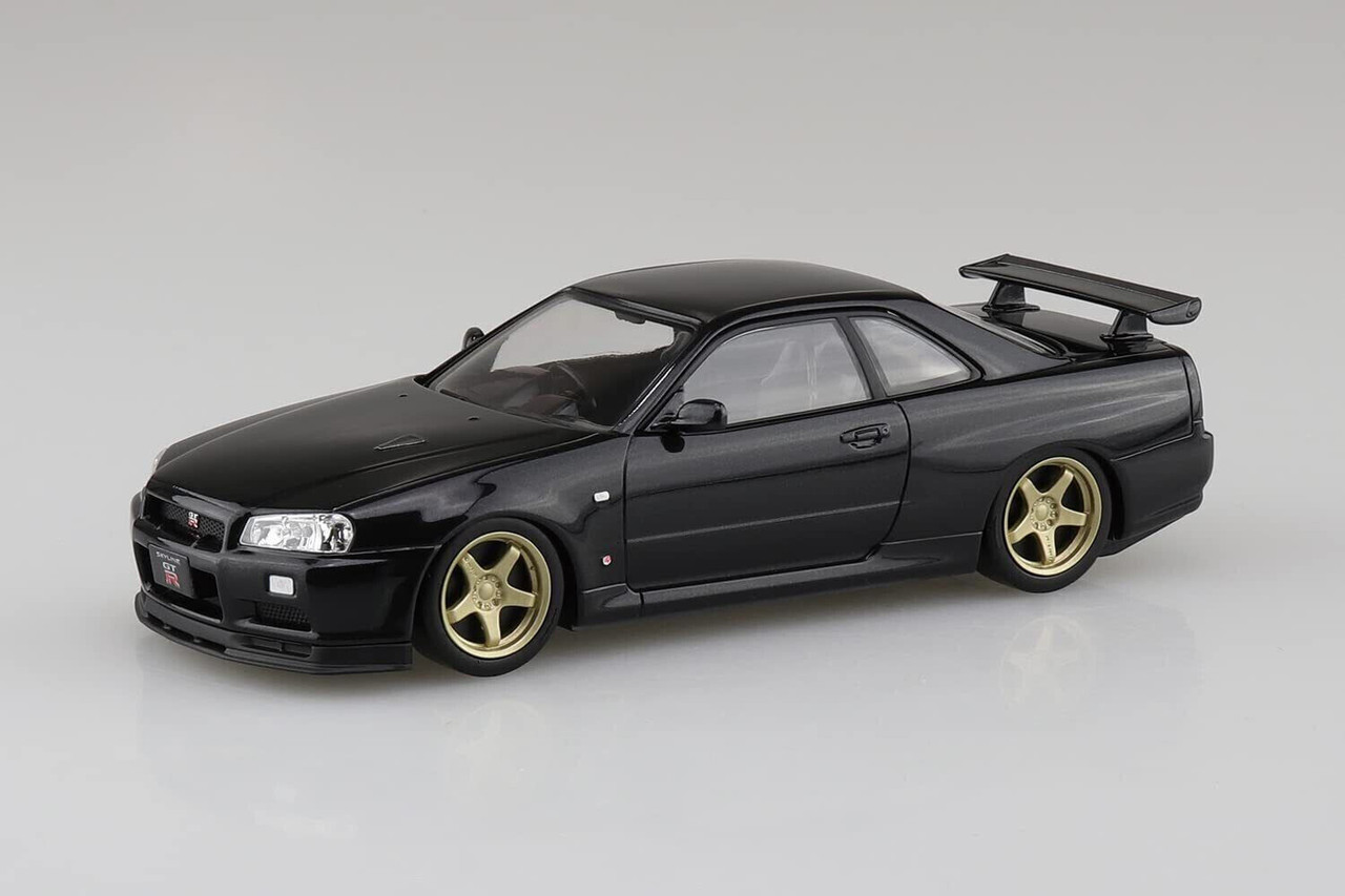 Aoshima 1/32 NISSAN SKYLINE R34 GTR Custom Wheels Plastic Model