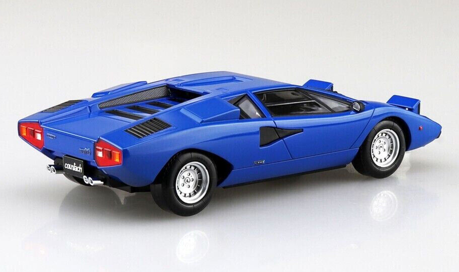Aoshima 1/32 LAMBORGHINI COUNTACH LP400 Plastic Model Kit *BLUE*