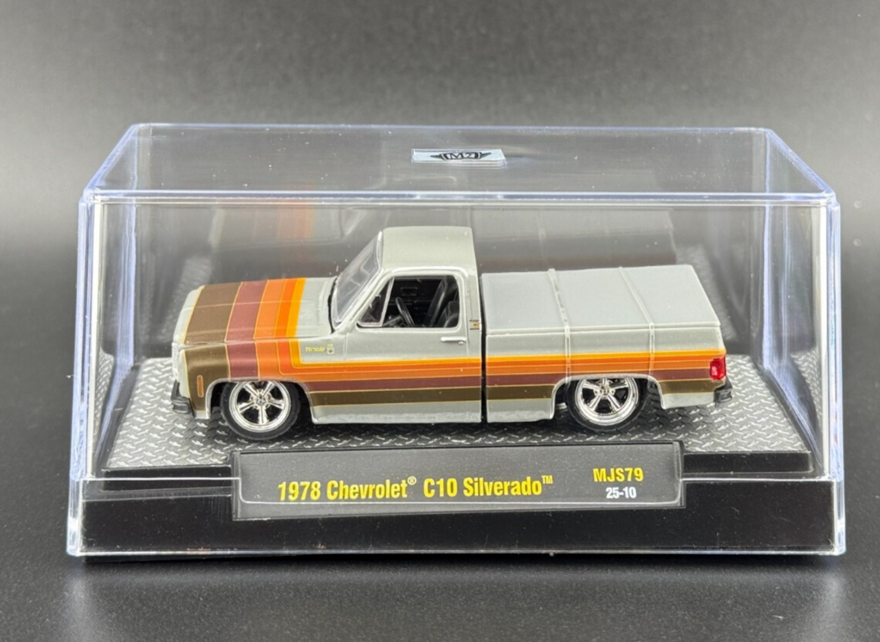 1/64 M2 Machines 1978 CHEVY SILVERADO C10 Square Body PICKUP