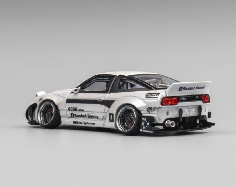 1/64 NISSAN 180SX w/ Pop Up/Interior/Engine Model Car *LIMITED