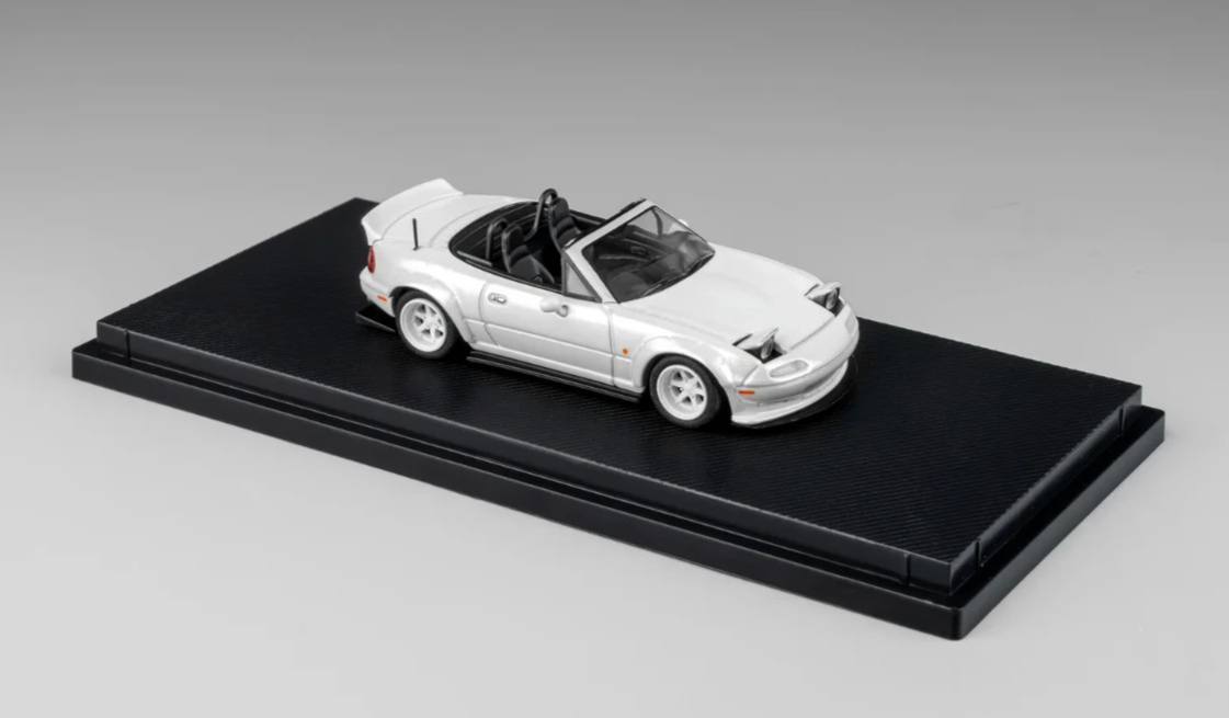 1/64 Metal MAZDA MIATA ROADSTER w/ Pop Up/Interior/ Model Car -WHITE-