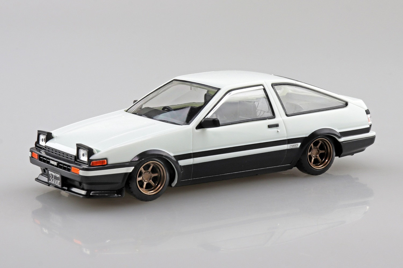 Aoshima 1/32 TOYOTA SPRINTER TRUENO Custom Wheels Snap Model Kit *RED*