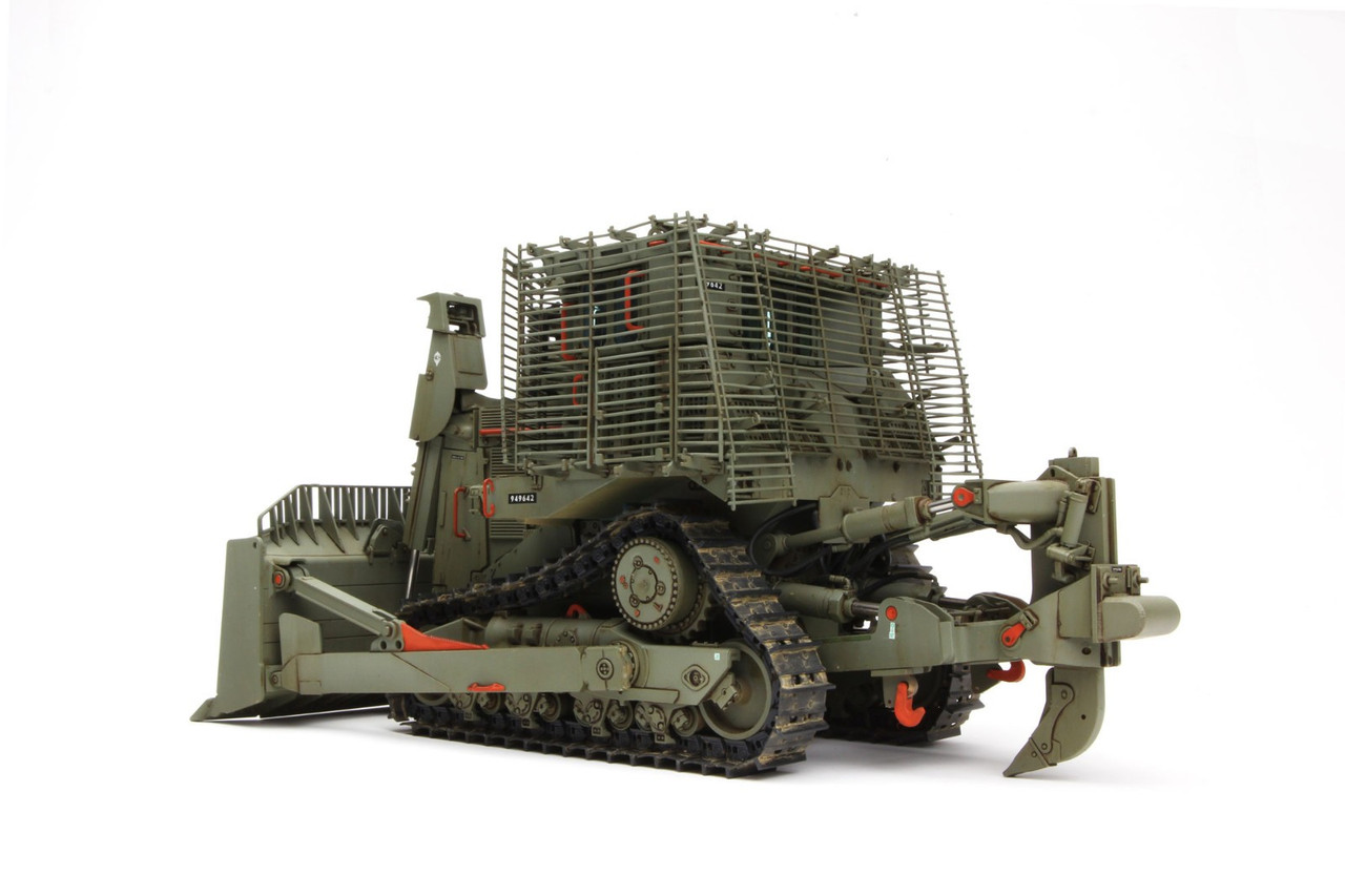 Meng 1/35 D9R ARMORED BULLDOZER W/ SLAT ARMOR Plastic Model Kit
