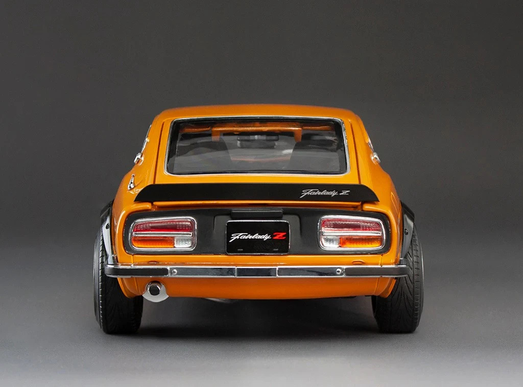 1/18 NISSAN 1970 DATSUN FAIRLADY Z S30 Model Car -ORANGE-